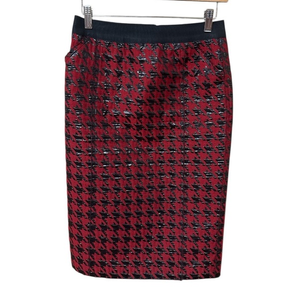 EUC - Dolce & Gabbana Red Houndstooth Pencil Skirt - Size 40(US4) - Picture 2 of 5